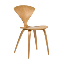 Chaises en bois célèbres de meubles à la maison de conception